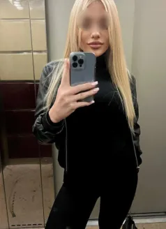  Лора, 27, 
